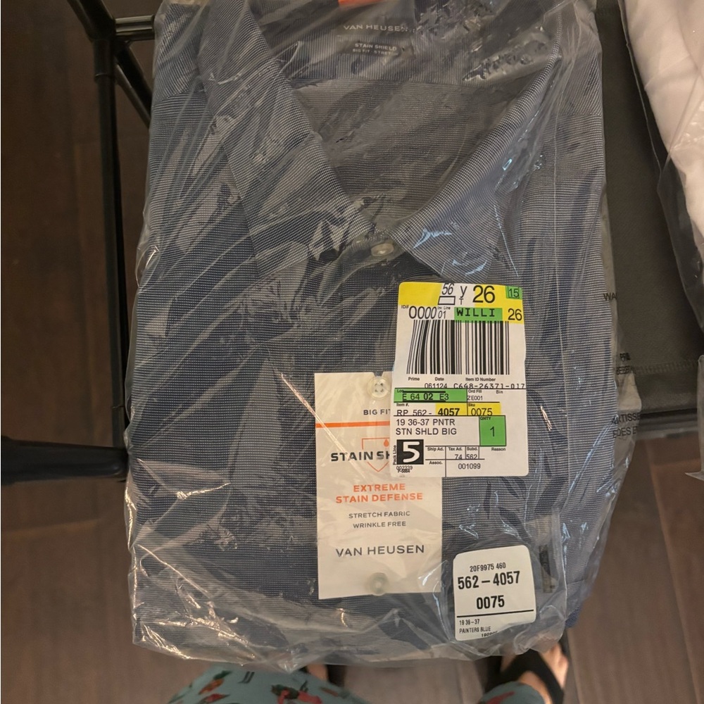 Van Heusen Navy Stretch Shirt
